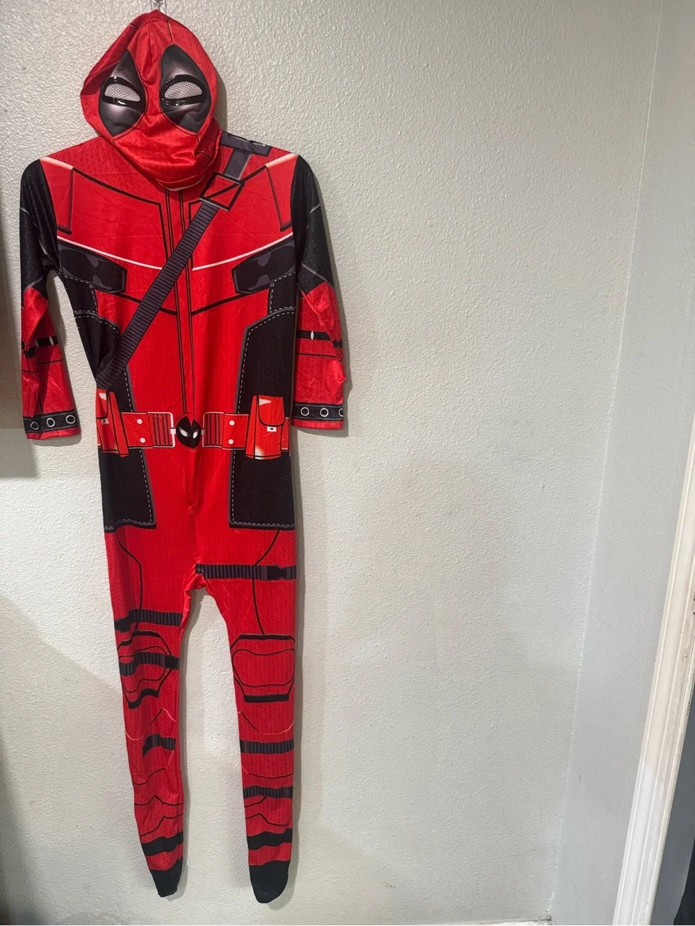 Deadpool Kids Halloween Costume Superhero Jumpsuit size 11Y